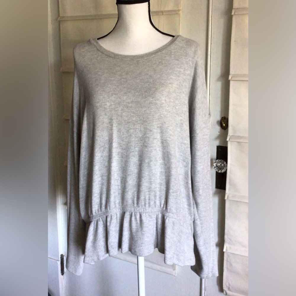Lucky Brand Heather Gray Crewneck Top